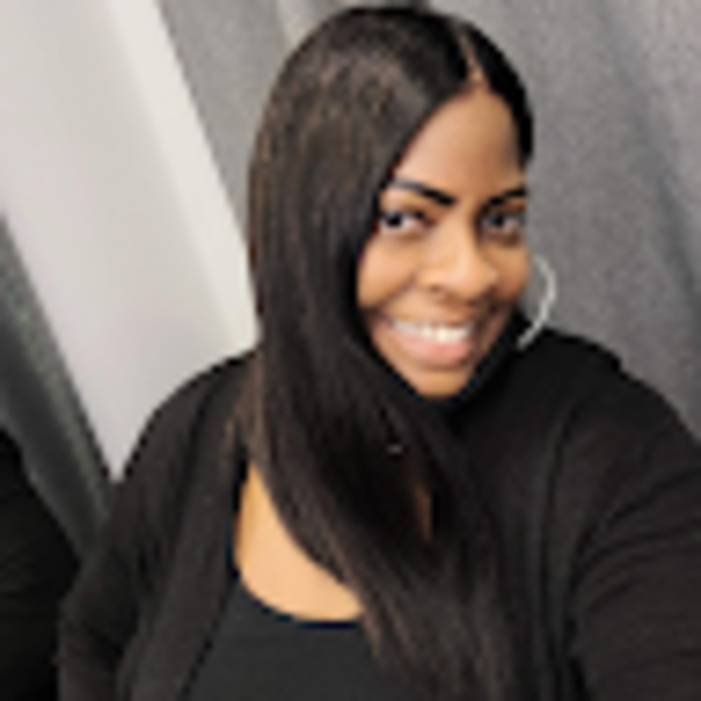Meet your Posher, Tonia